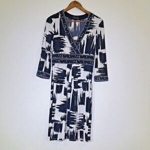 Max and Cleo Womens Dress M Sheath Black White V Neck‎ 3/4 Sleeve Stretch